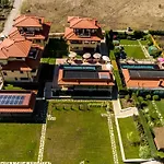 Hotel Em