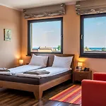 Hotel Em
