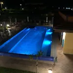 Em Hotel 2*
