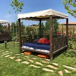 Hotel Em