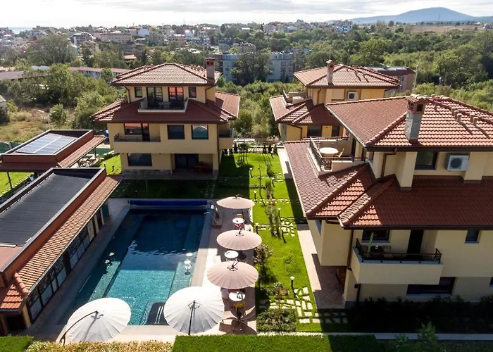 Ξενοδοχείο Em 2*